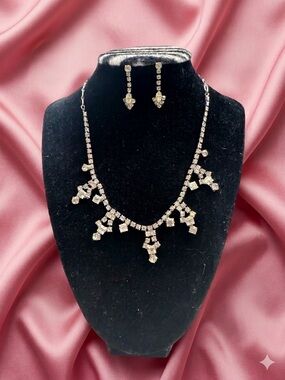 Vintage style set